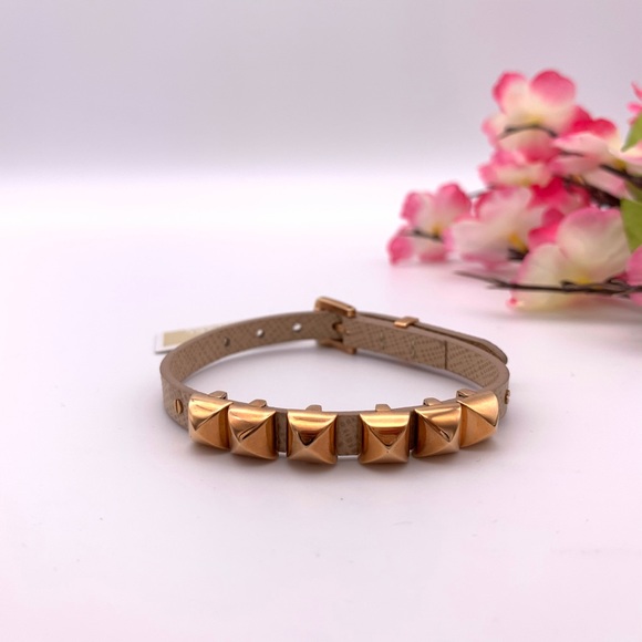 Michael Kors Leather Pyramid Stud Bracelet Brown - Picture 1 of 6